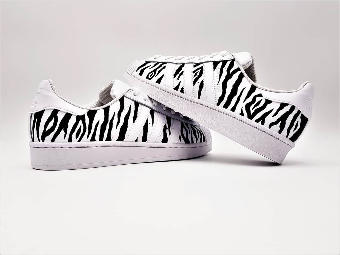 adidas superstar zebre