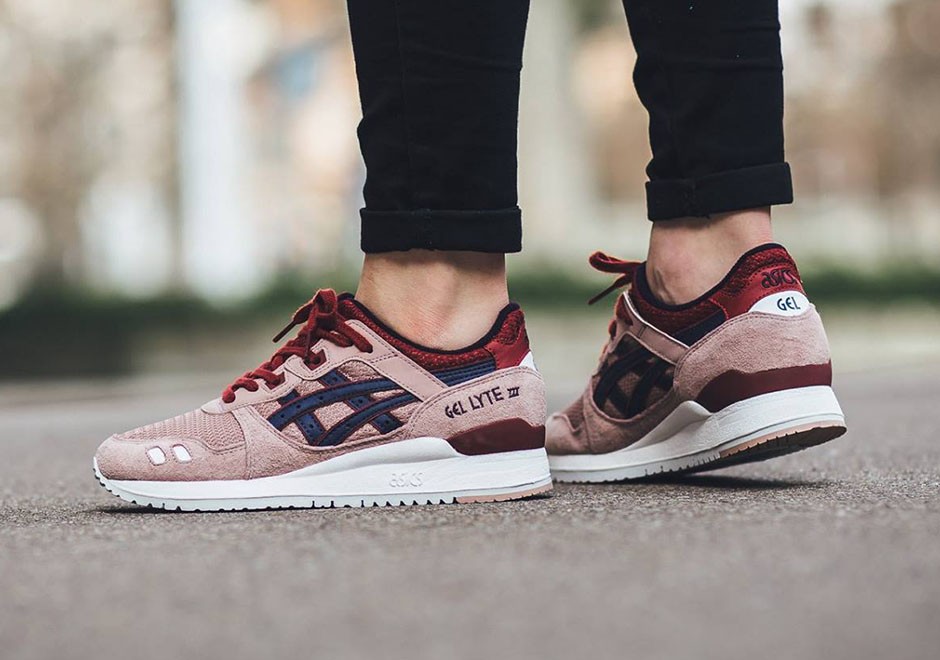 chaussures asics tiger femme